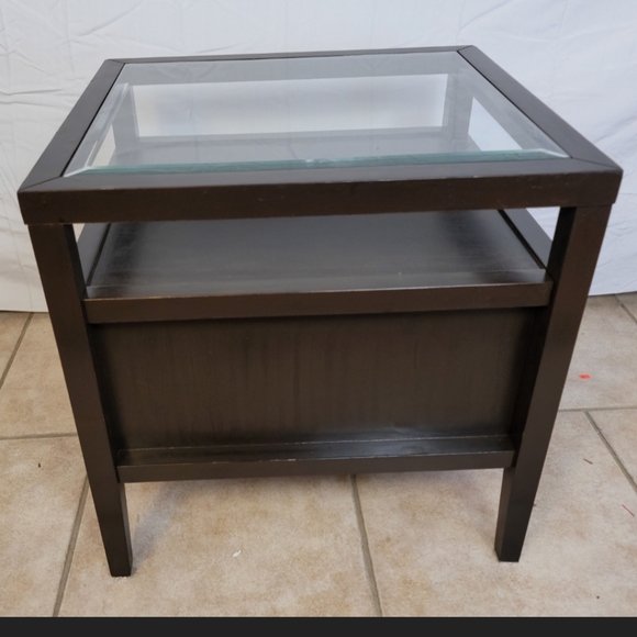 Contemporary Side/End Table, Kona Brown - Picture 4 of 7